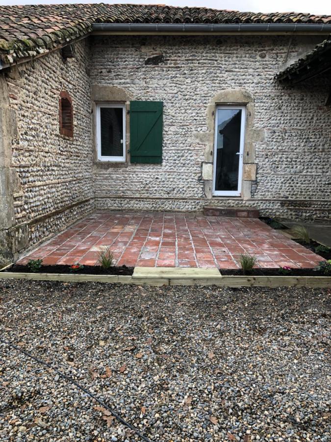 Chambres D'Hotes Arremounon Lamothe  Exteriör bild