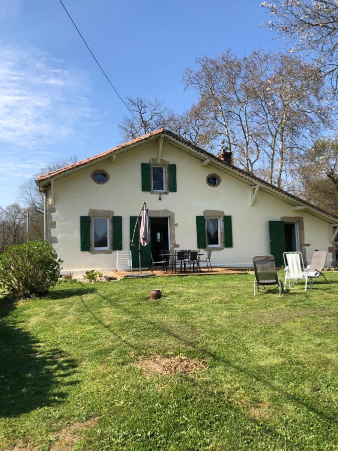 Chambres D'Hotes Arremounon Lamothe  Exteriör bild